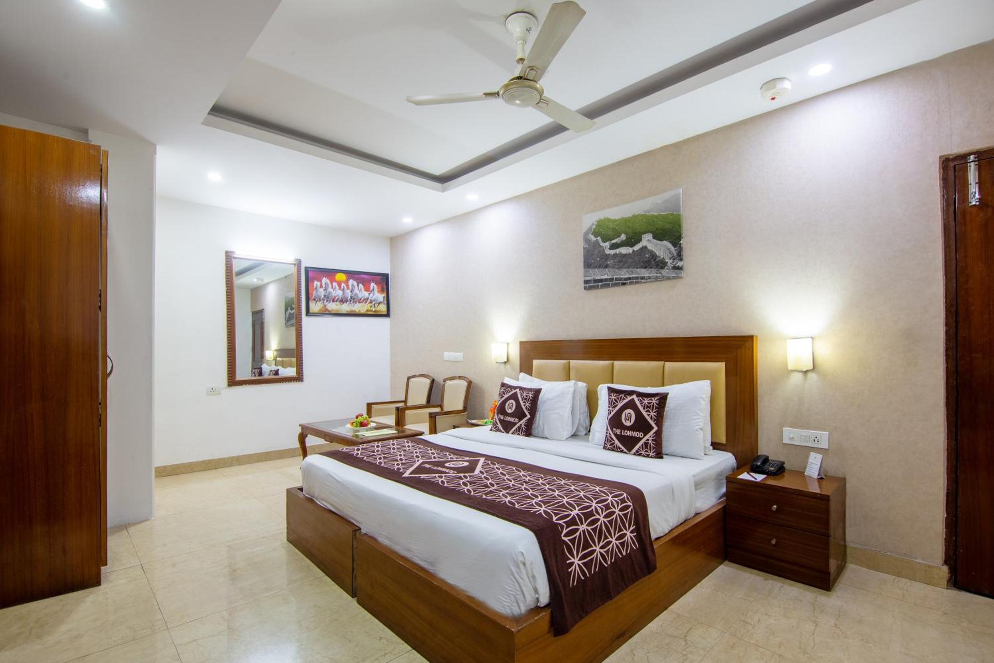 Hotel Lohmod At National Highway 8 - Free Airport Transffer นิวเดลี ภายนอก รูปภาพ