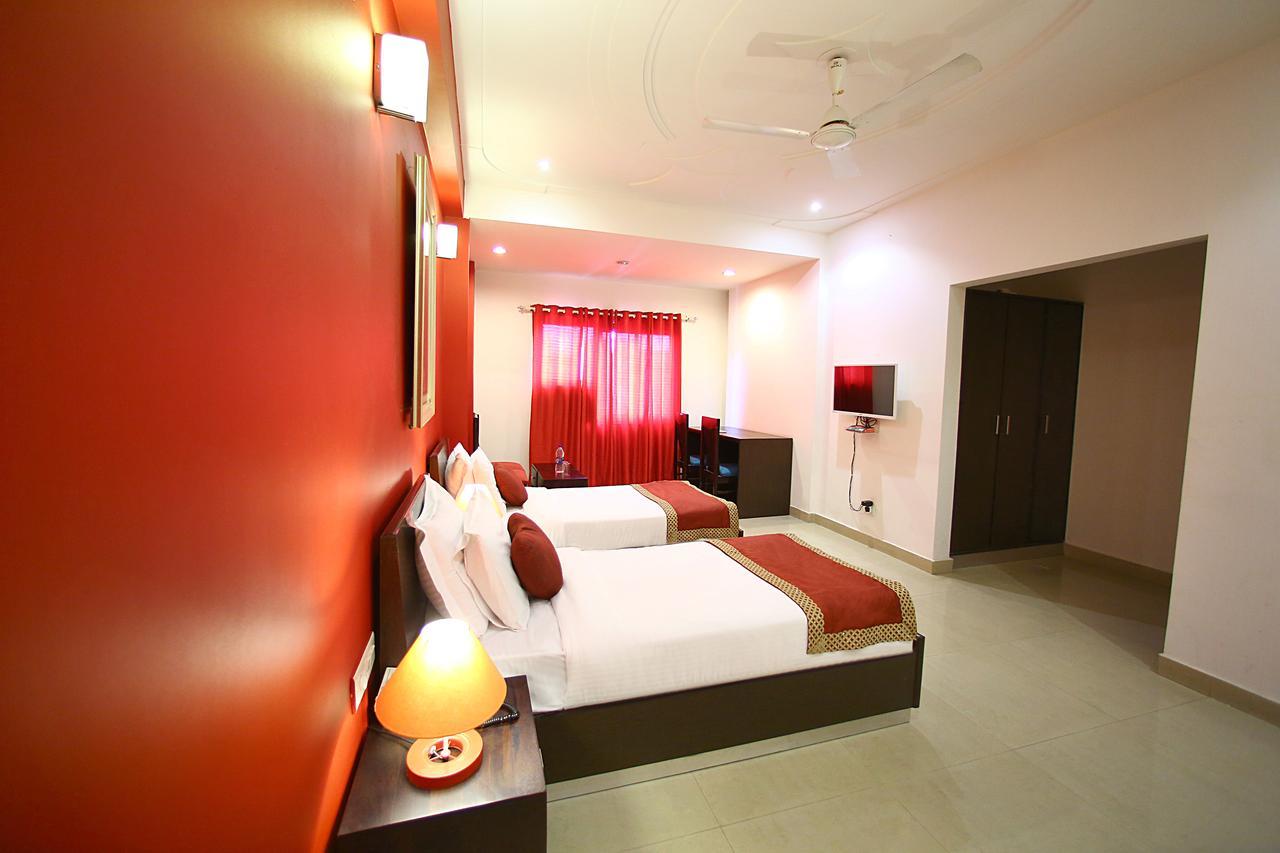 Hotel Lohmod At National Highway 8 - Free Airport Transffer นิวเดลี ภายนอก รูปภาพ